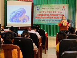 Lớp tập huấn về kiến thức, phương pháp trị liệu giáo dục đặc biệt cho trẻ tự kỷ