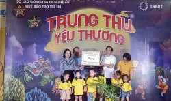 Tết Trung thu luôn là ngày hội được các bạn nhỏ mong nhờ nhất trong năm
